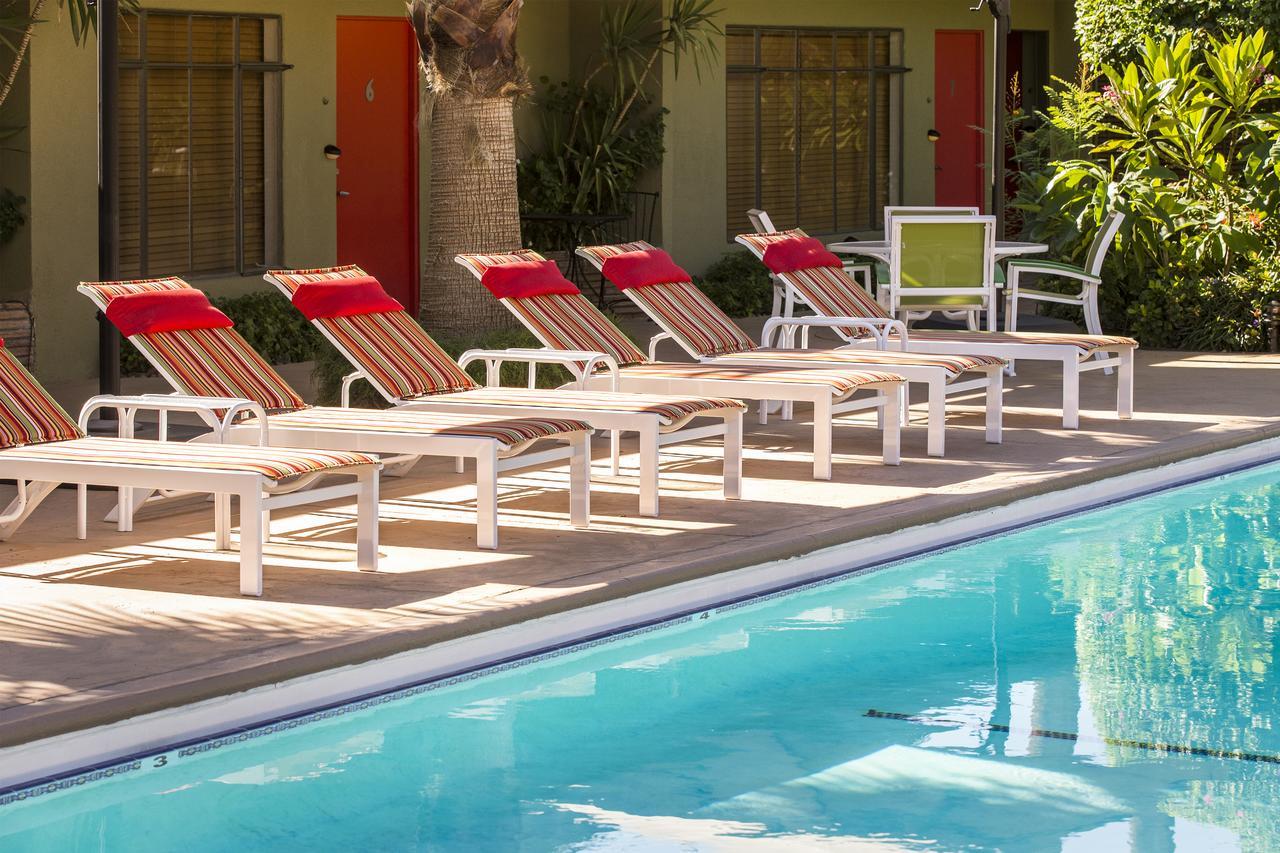 Desert Riviera 3*